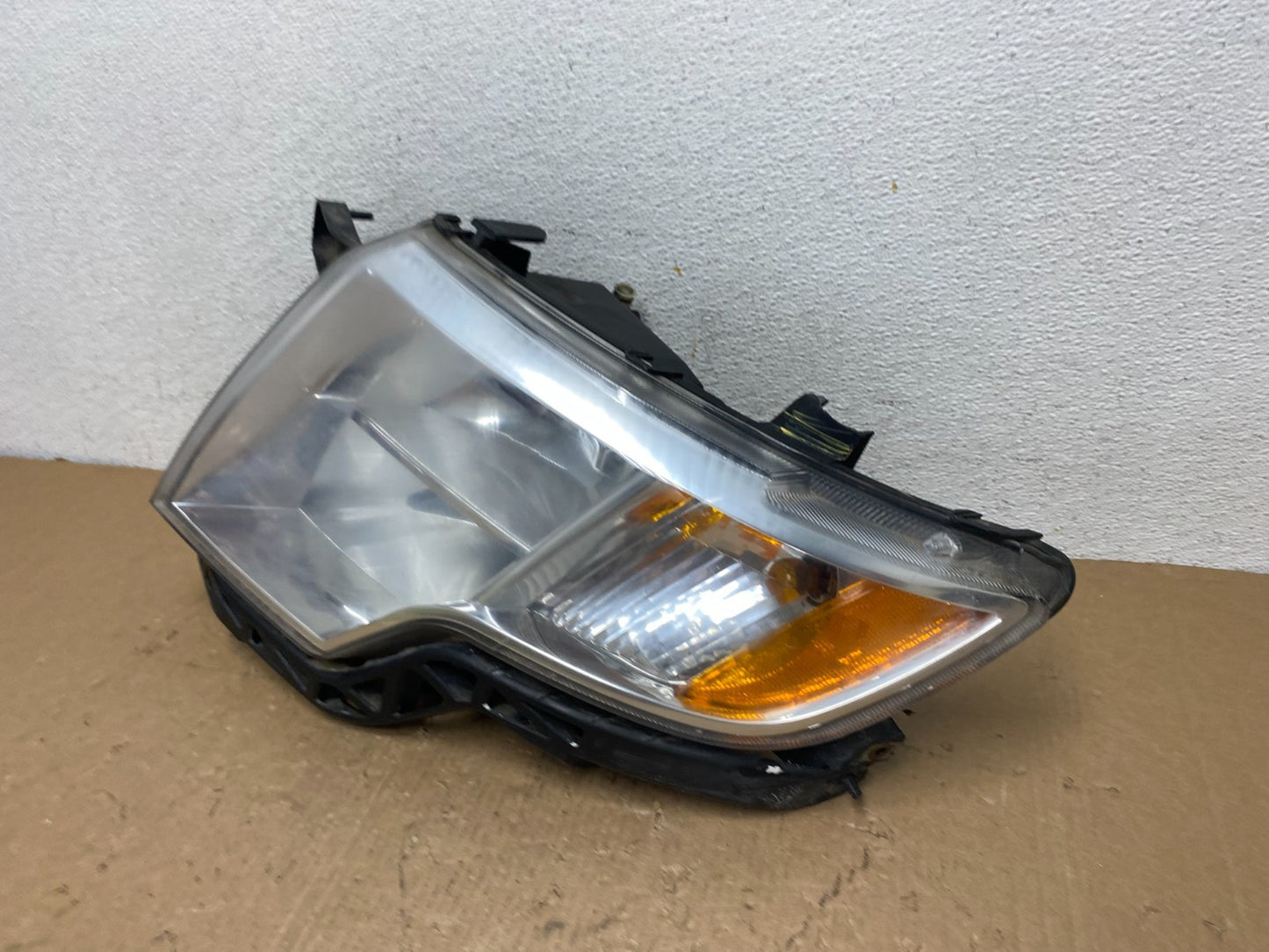 2007 2008 2009 2010 Ford Edge Headlight Left Driver Halogen AD8096 DW1