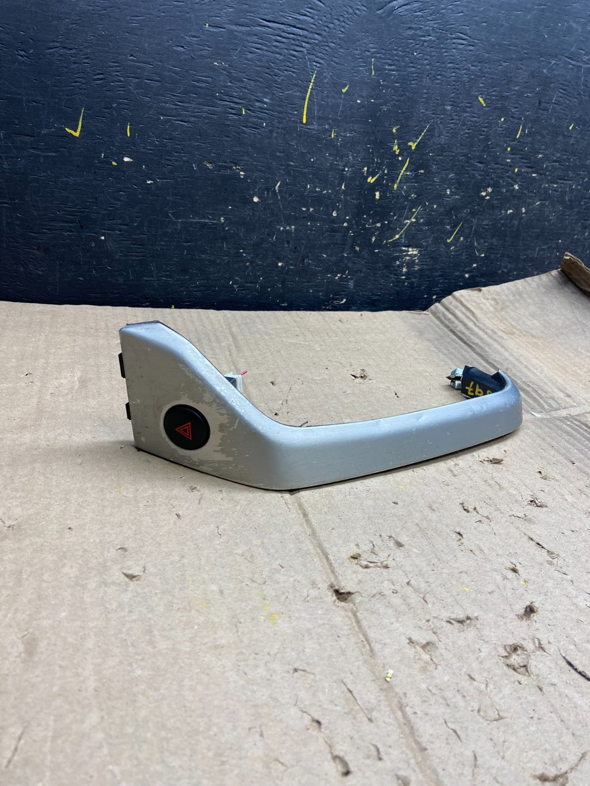 2009-2010 Nissan Murano Dash Trim Panel With Hazard Buttom Switch OEM X1897 DG0
