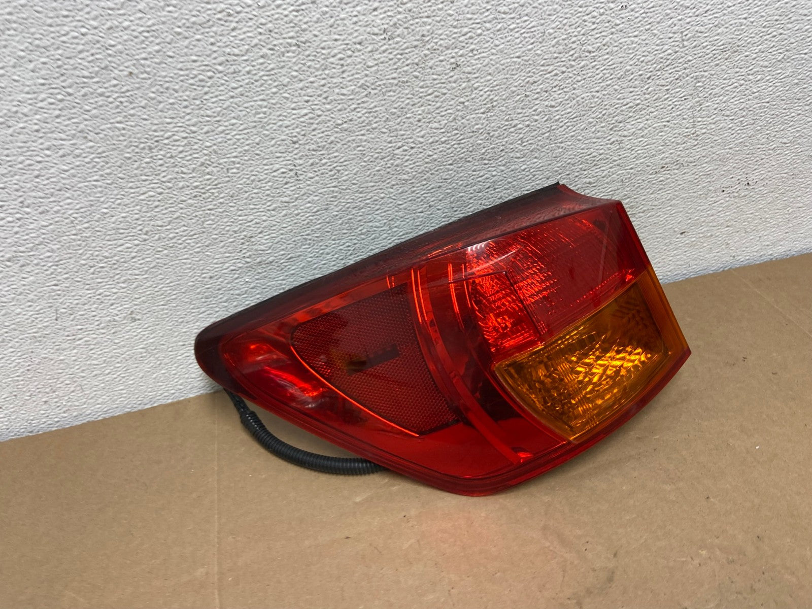 2009 - 2010 Lexus Is250 Is350 Left Driver LH Side Tail Light AC5613 LK2
