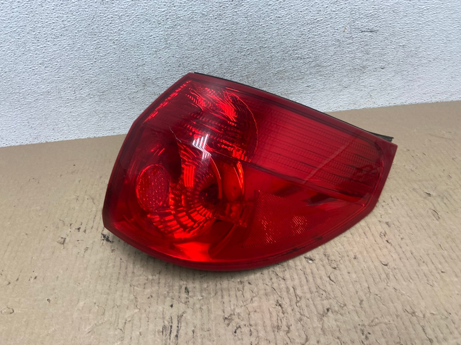 2006 - 2010 Toyota Sienna Right Passenger Side Tail Light AF7054 LK0