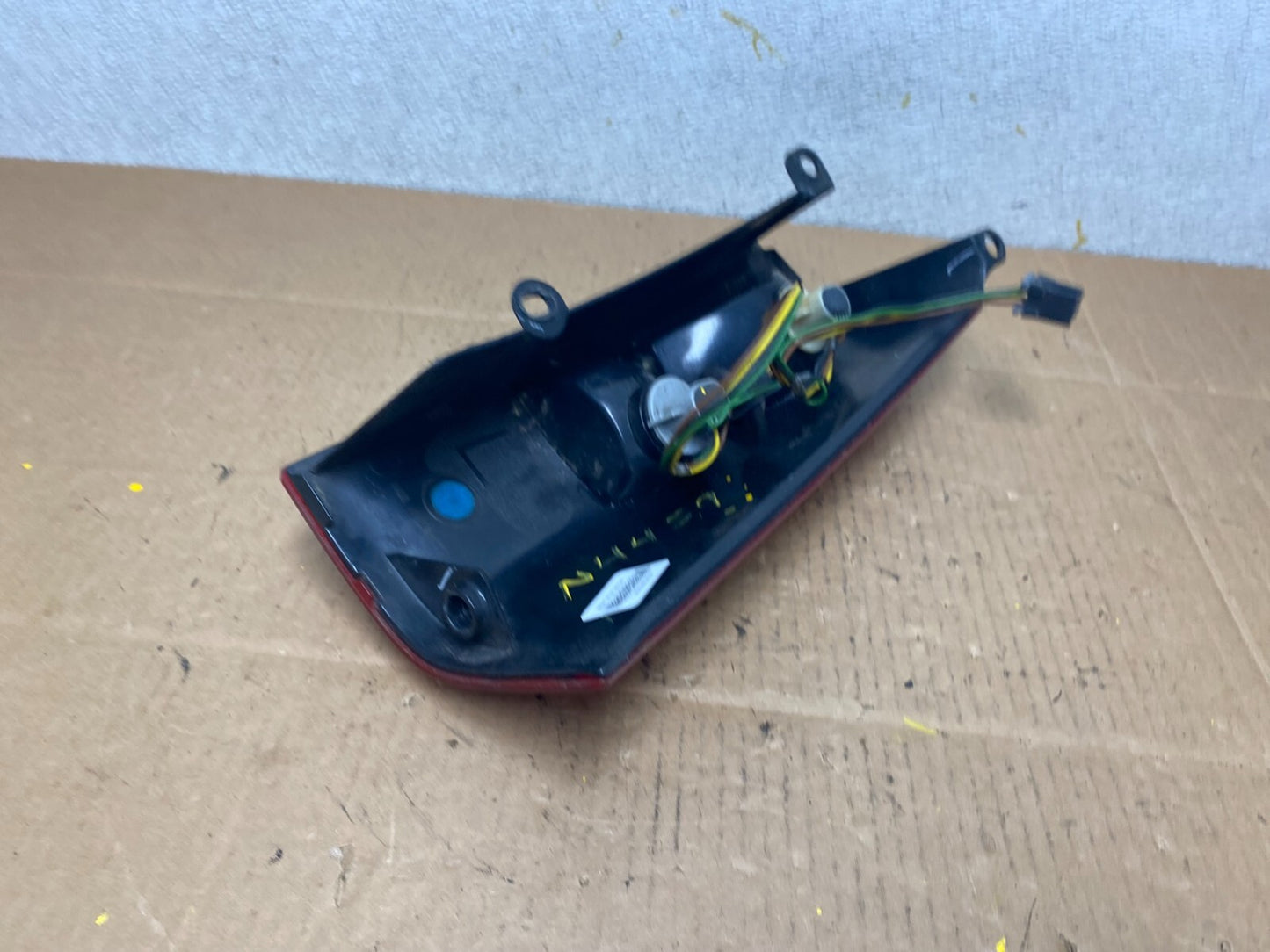 2003 to 2017 Chevrolet Express 1500 Left Driver Side Tail Light Oem N4459 DW5