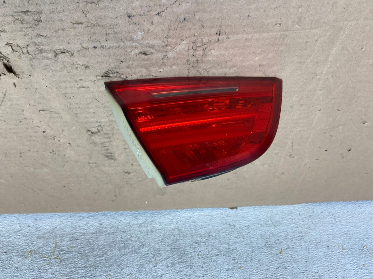 2009 2010 2011 BMW 3 328i 335i E90 Left Driver LH Tail Light Inner AI1092 LK0