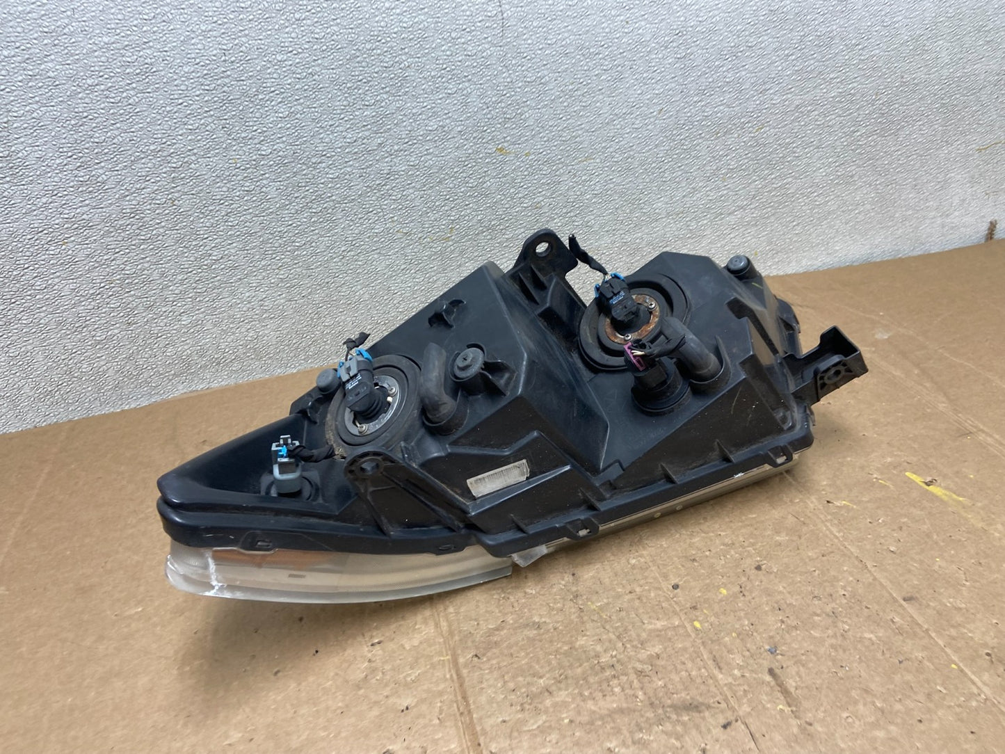 2009 to 2017 Dodge Journey Headlight Right Passenger Rh Halogen Oem AA2692 PS5