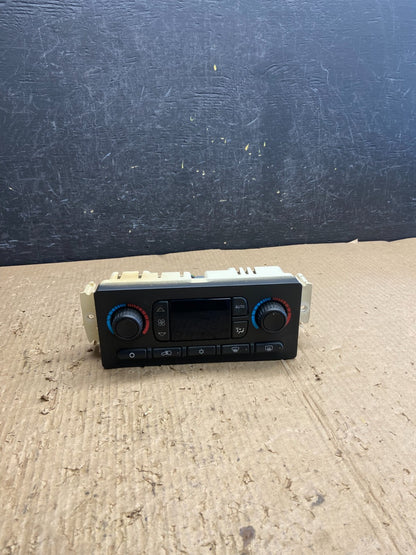 2003 to 2006 Chevrolet Silverado HVAC Heater Climate Control Module AF1614 DG0
