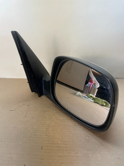 2001 to 2006 Toyota Sequoia Right Passenger RH View Door Mirror AH8816 DG2