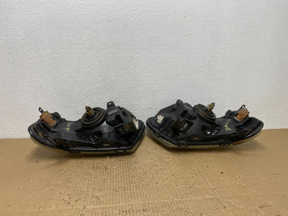 2008 to 2011 Mazda Tribute Left+Right Headlights Oem AC4005 DW9