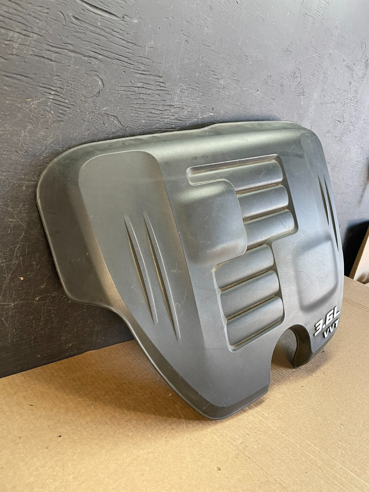 2011-2023 Chrysler 300 3.6L V6 Engine Motor Cover AF3669 DG2