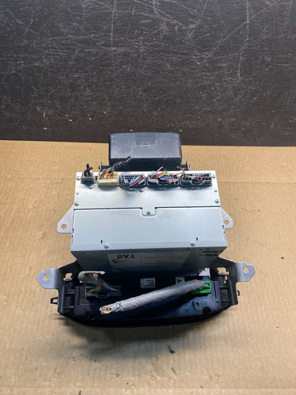 2007 to 2009 Acura Mdx Radio Stereo 6 CD Player Climate Control Pan OE AG7338 DG5