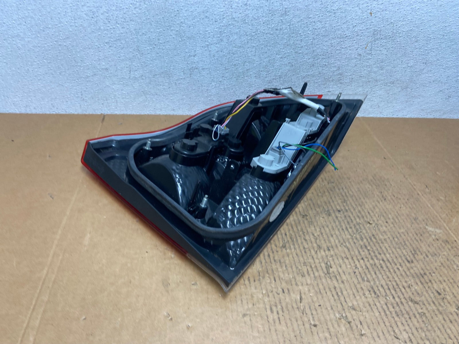 2005 to 2009 Volvo S60 Left Driver LH Side Tail Light AE1215 LK4