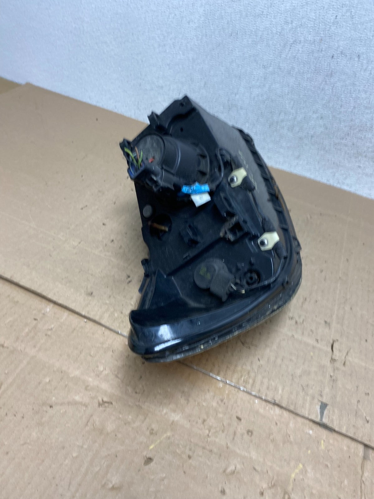 2000 to 2007 Ford Taurus Left Driver LH Side Halogen Headlight AE6513 DW9