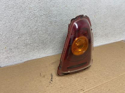 2007 2008 2009 2010 Mini Cooper Right Passenger Rh tail light AH7780 DW1