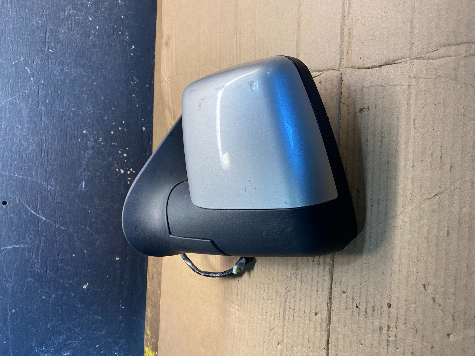 2003 to 2005 Lincoln Aviator Left Driver Side Door Heated Mirror AA5610 MS0