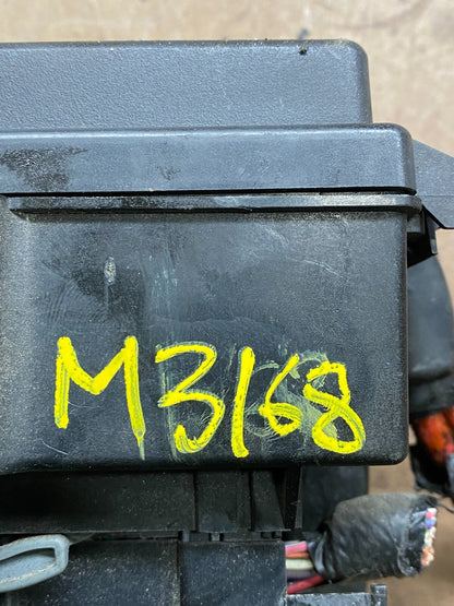 2005 Jeep Grand Cherokee Fuse Box Relay Panel M3168 PS8