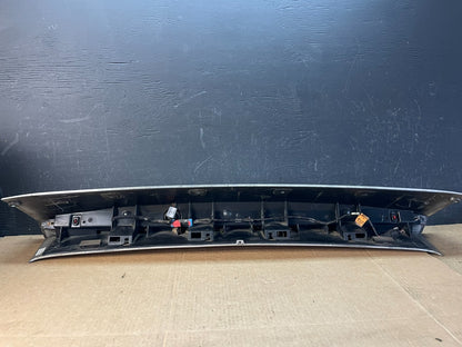 2002 - 2006 Cadillac Escalade Rear Upper Spoiler 3rd Third Brake Light AC5049 DG7