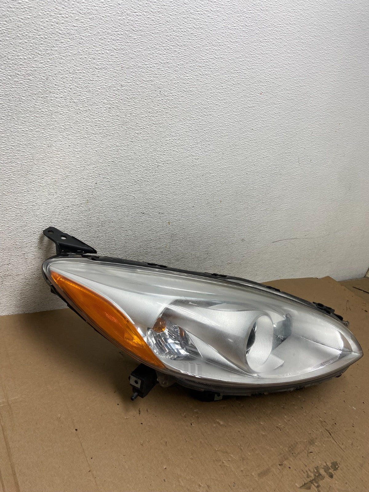 2012 to 2015 Mazda 5 Right Passenger RH Headlight Halogen Lamp AD7755 DW2