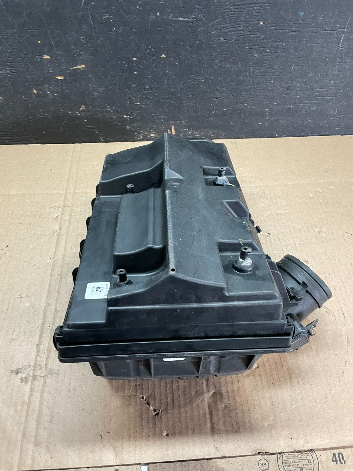 2007 to 2010 BMW X5 Air Intake Cleaner Filter Housing Box M9032 DG4