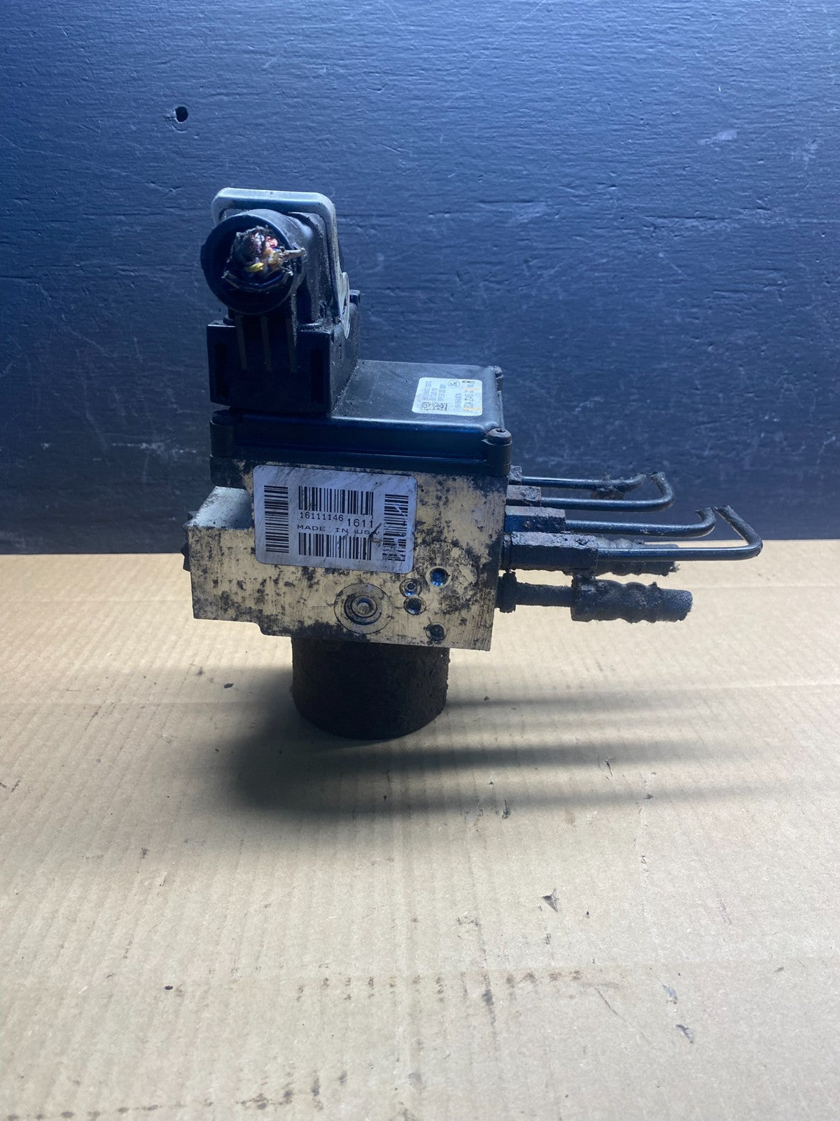 2011-2014 Ford E-150 E150 E250 E350 ABS Anti-Lock Brake Pump Module AD0466 DW4