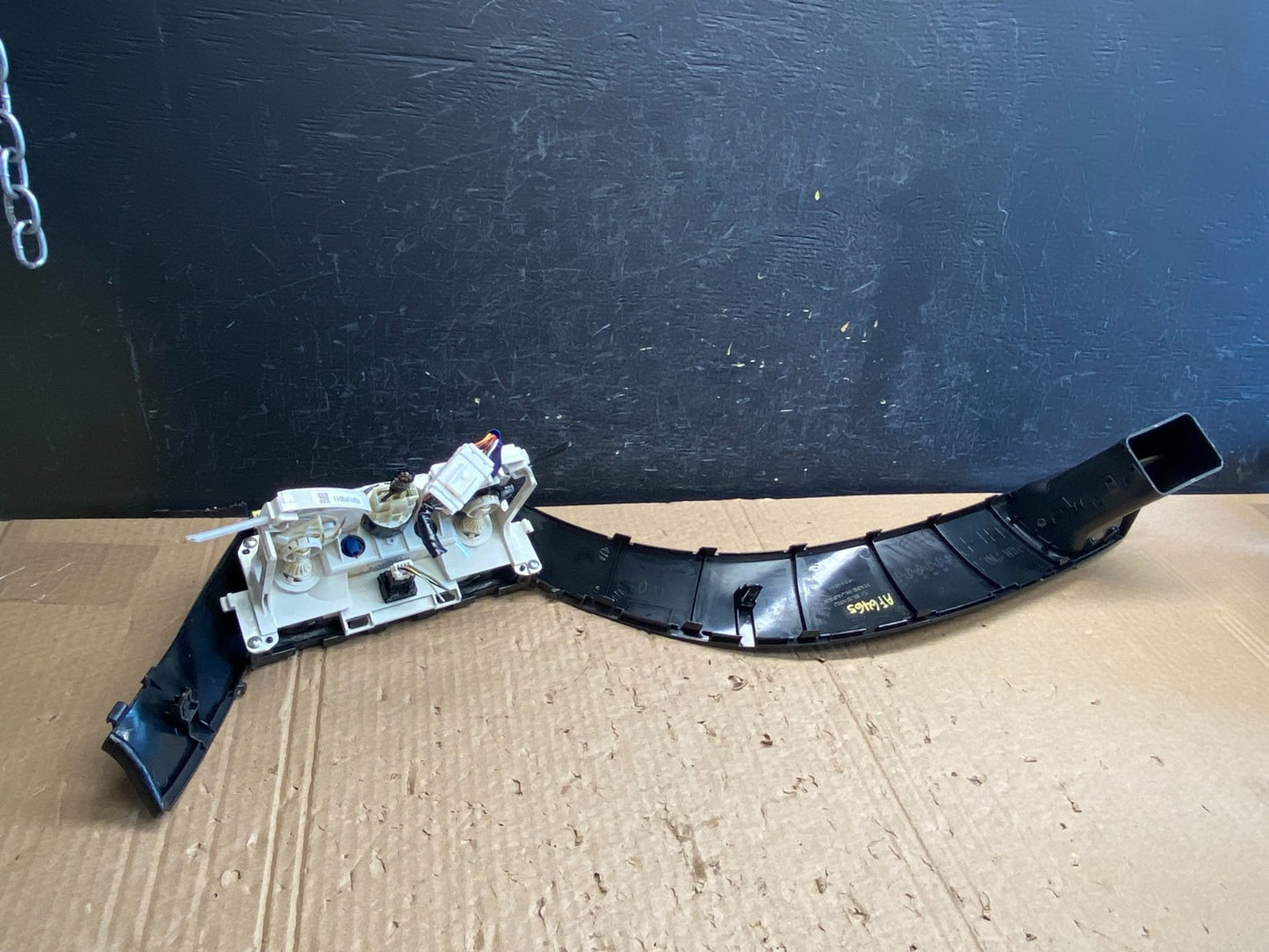 2009 to 2013 Subaru Forester Dash Air Vent Climate Control Panel Trim AF6465 DW2