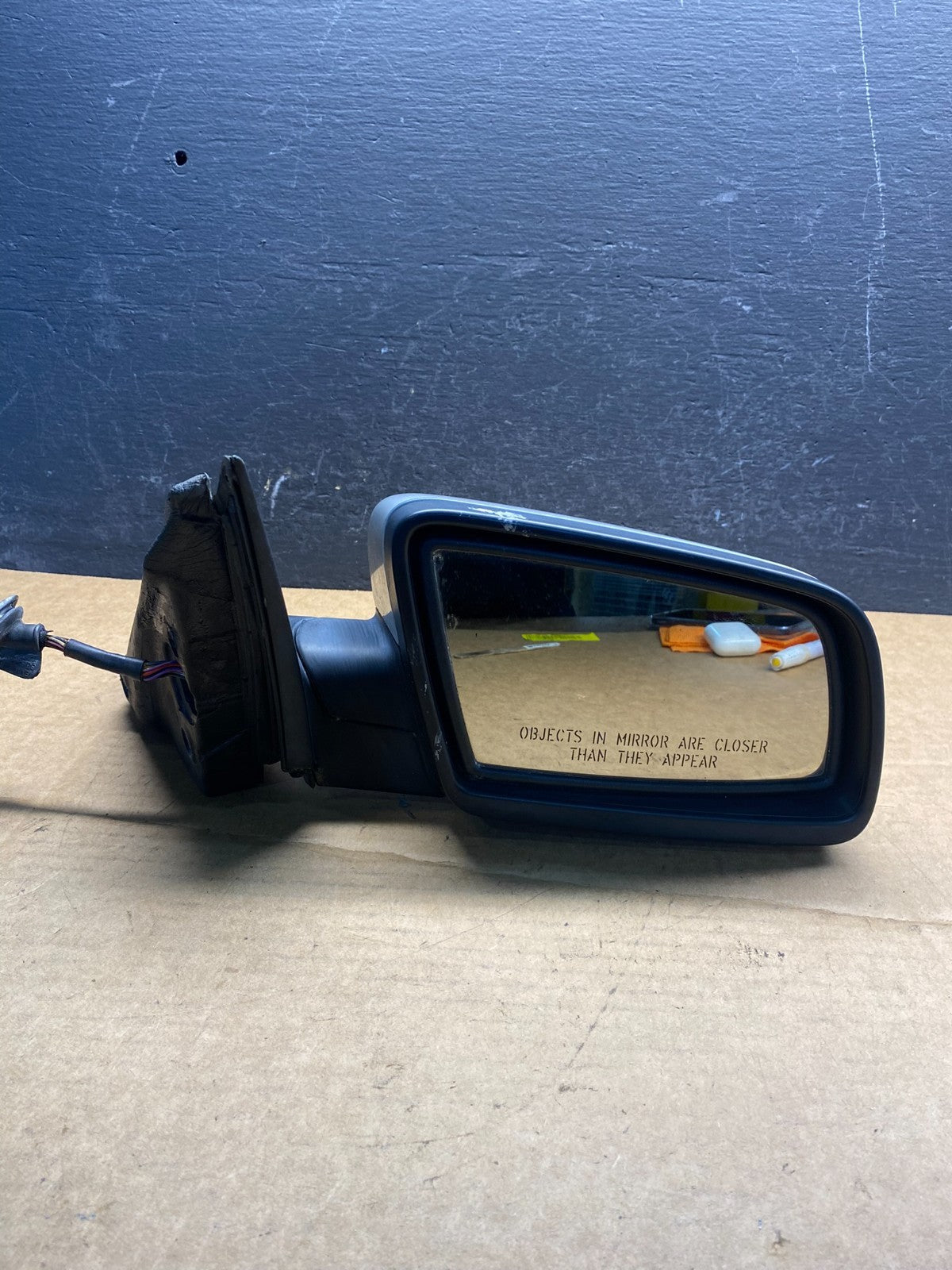 2004 - 2006 BMW 5-Series 525i 530i Right Passenger RH Door View Mirror AD6739 DG8