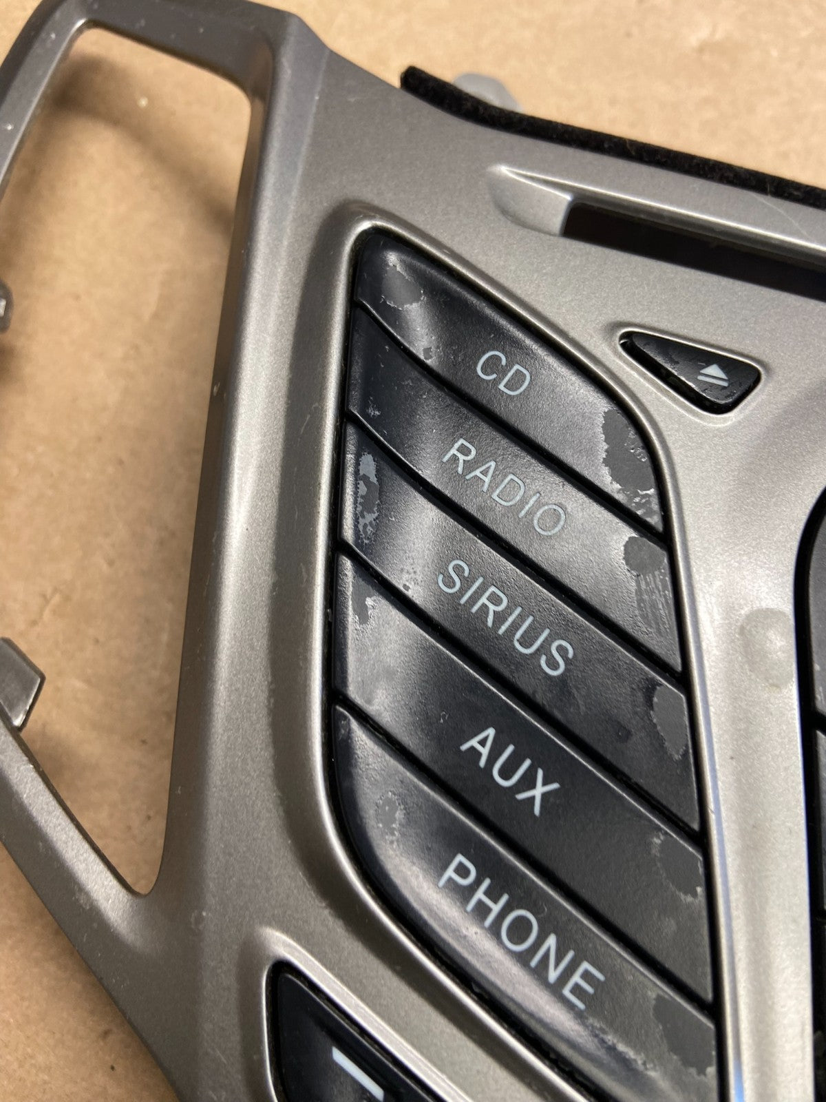 2011 2012 Ford Fiesta Dash Radio Control Panel Bezel AI3212 DG2