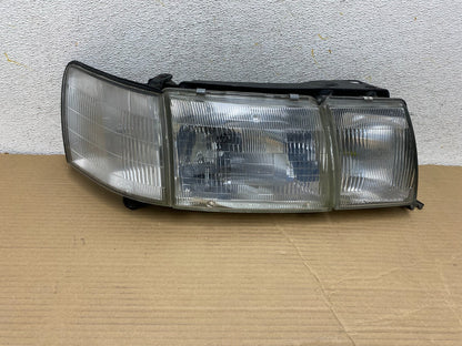 1990 to 1994 Lexus LS400 Right Passenger Side Halogen Headlight OE AH2386 DG0