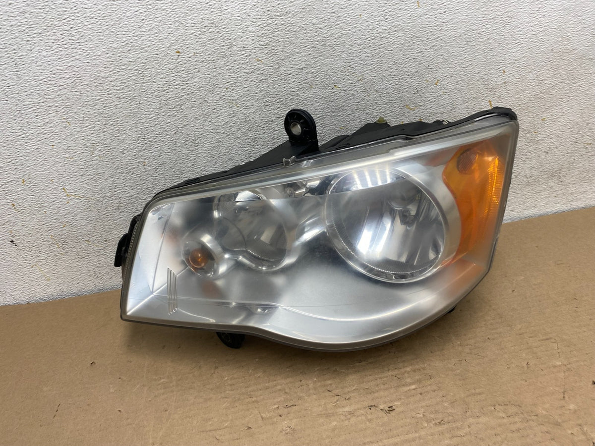 2008 to 2016 Chrysler Town and Country Left Driver Lh Side Headlight AH9481 DW0