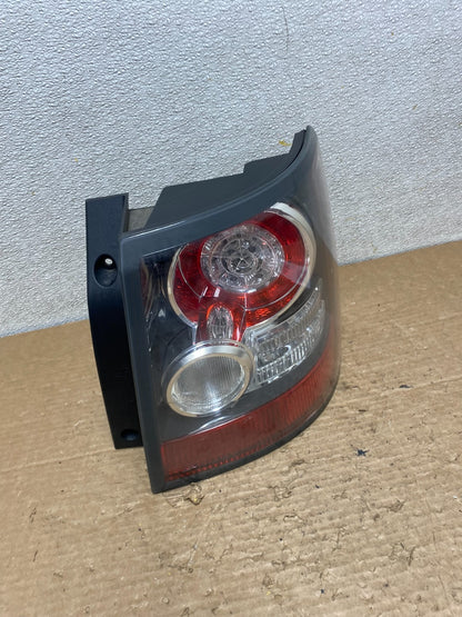 2010 - 2011 Land Rover Range Rover Sport Right Passenger Tail Light Oem Z3140 DW2