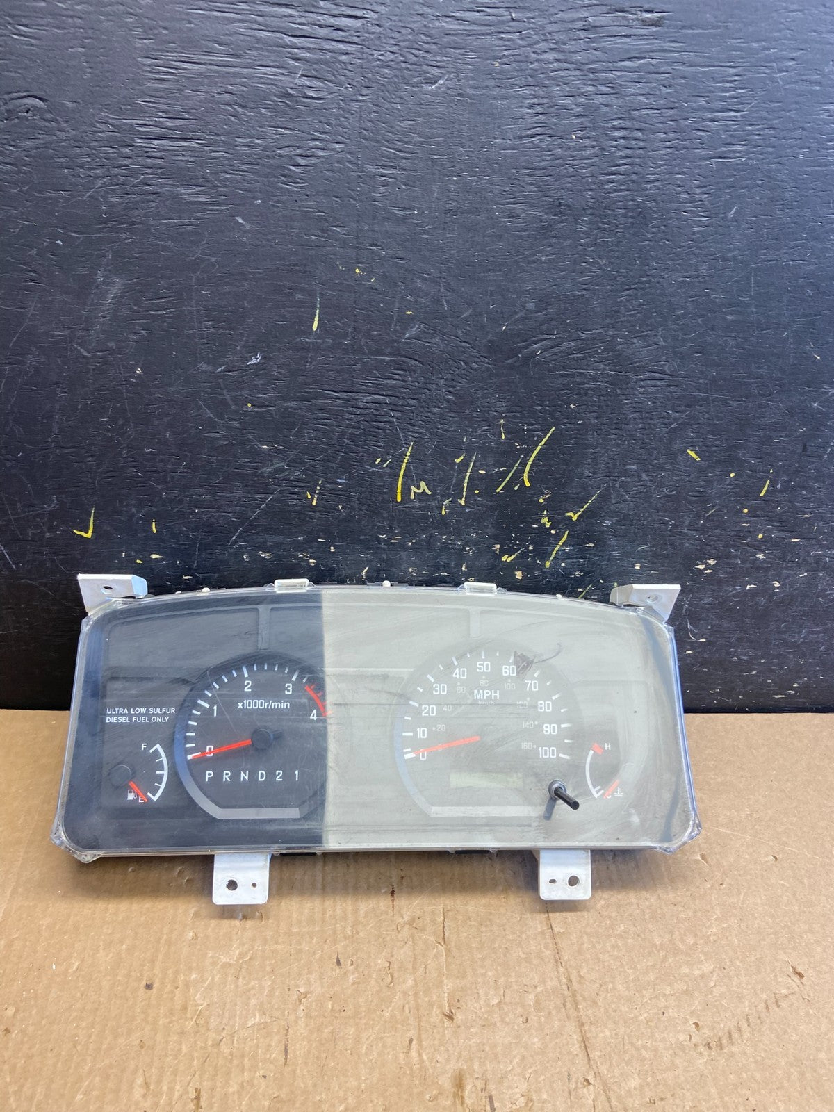Chevrolet W5500 Isuzu  Speedometer Cluster Gauge Oem z4280 DG0