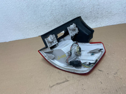 2010 to 2017 GMC Terrain Halogen Tail Light Left Driver Lh Side AG40656