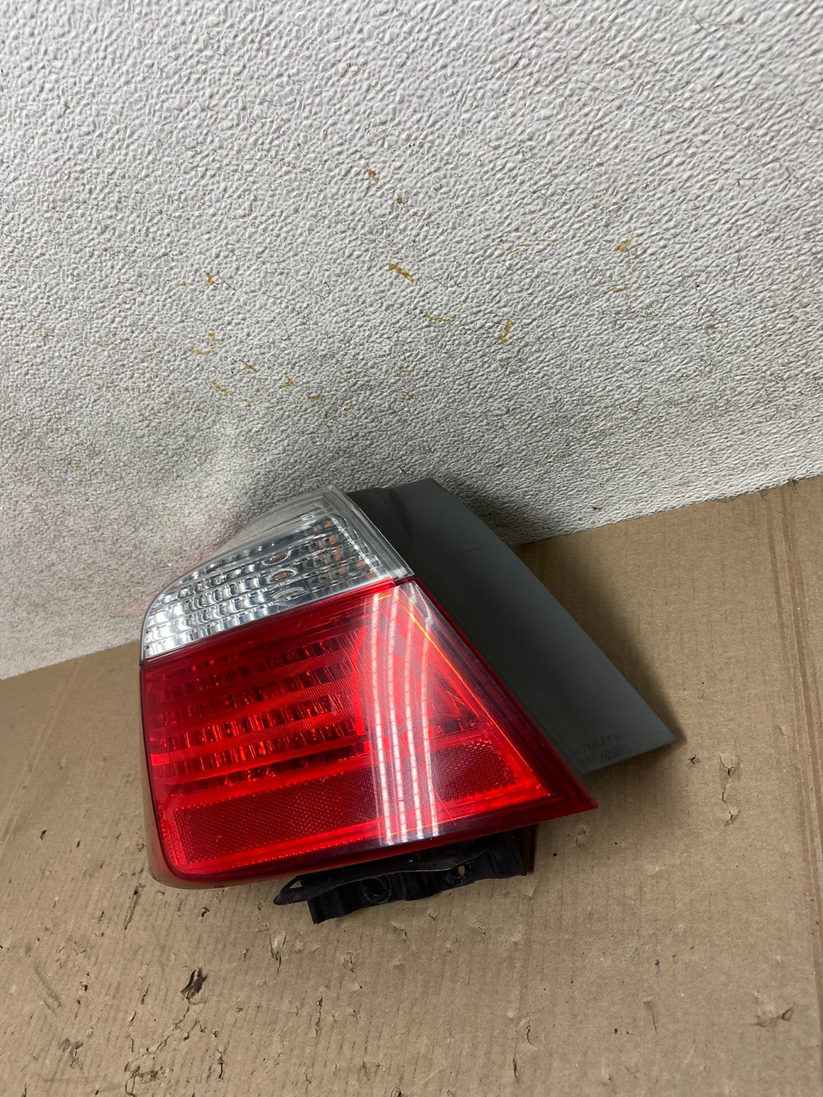 2013 to 2015 Honda Accord Sedan Left Driver LED Tail light AI9677 LK1