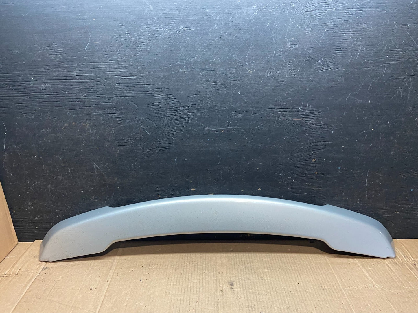 2008 to 2014 Land Rover LR2 Rear Trunk Tail Light Lift Gate Spoiler O3103 DG0