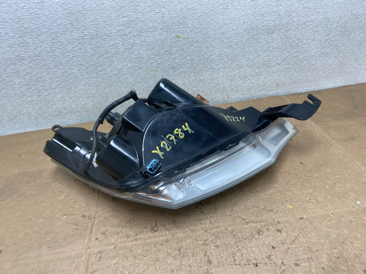 2008 2009 2010 2011 Ford Focus Left Driver Lh Headlight Halogen Oem Y8224 DW11