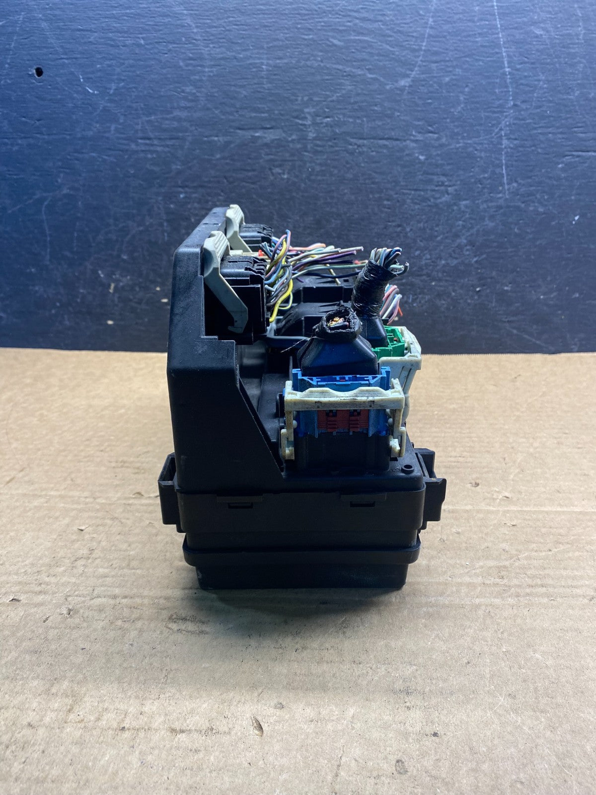 2008 2009 Dodge Nitro Jeep Liberty Patriot TIPM Fuse Box BCM 04692235AJ AF76672