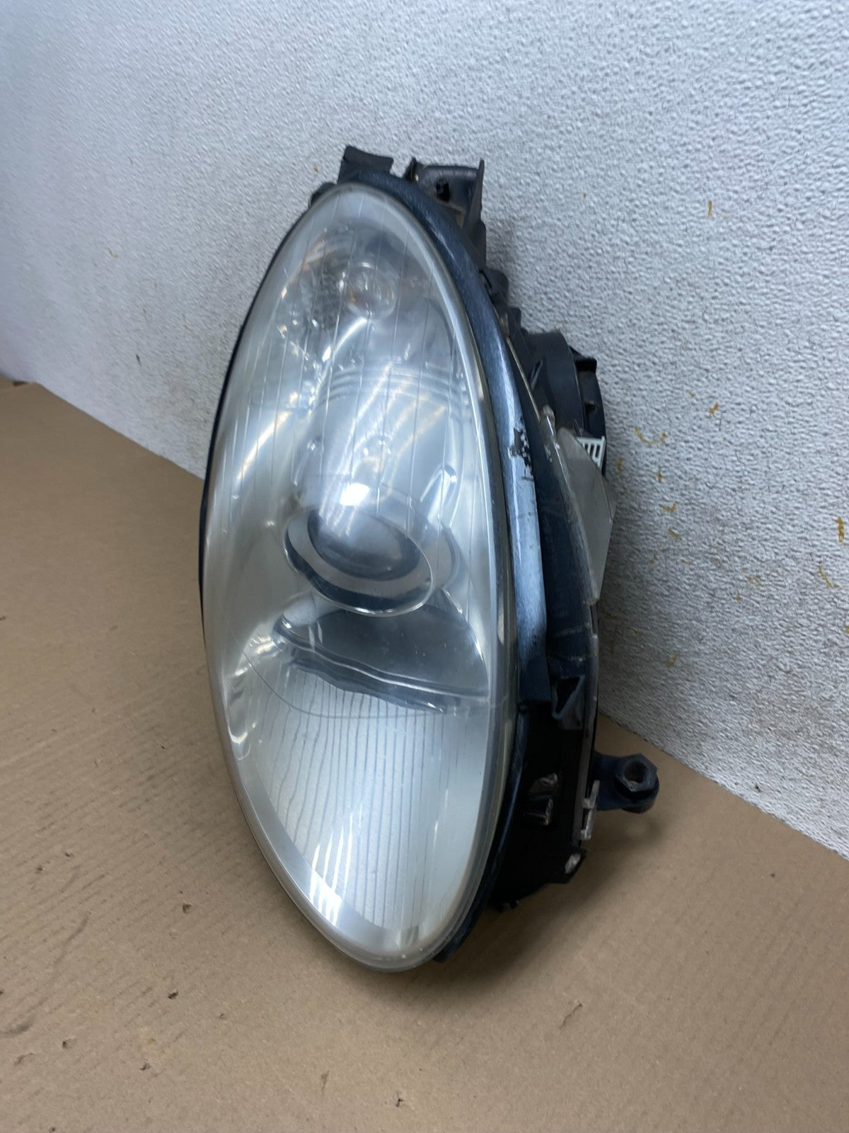 Halogen 2006 2010 Mercedes W251 R-Class Right Passenger Headlight AJ2402 DW1