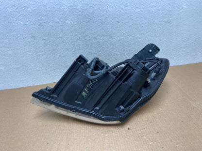 2007 - 2010 Hyundai Entourage Right Passenger Halogen Headlight Oe AF9621 DG9
