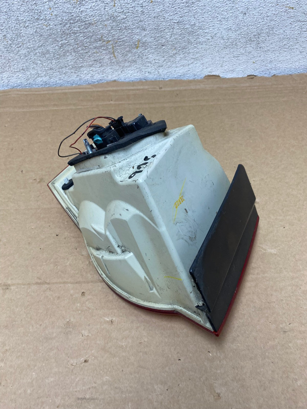 2005 2006 2007 Volkswagen Jetta Right Passenger Rh Side Tail Light AH8209 LK5