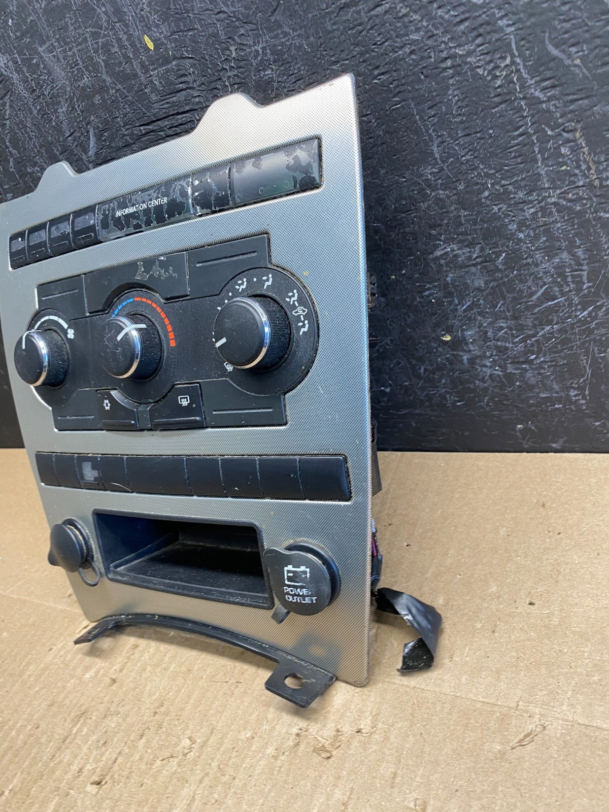 2005 to 2007 Jeep Commander Grand Cherokee A/C Climate Control Bezel AC6478 DG2