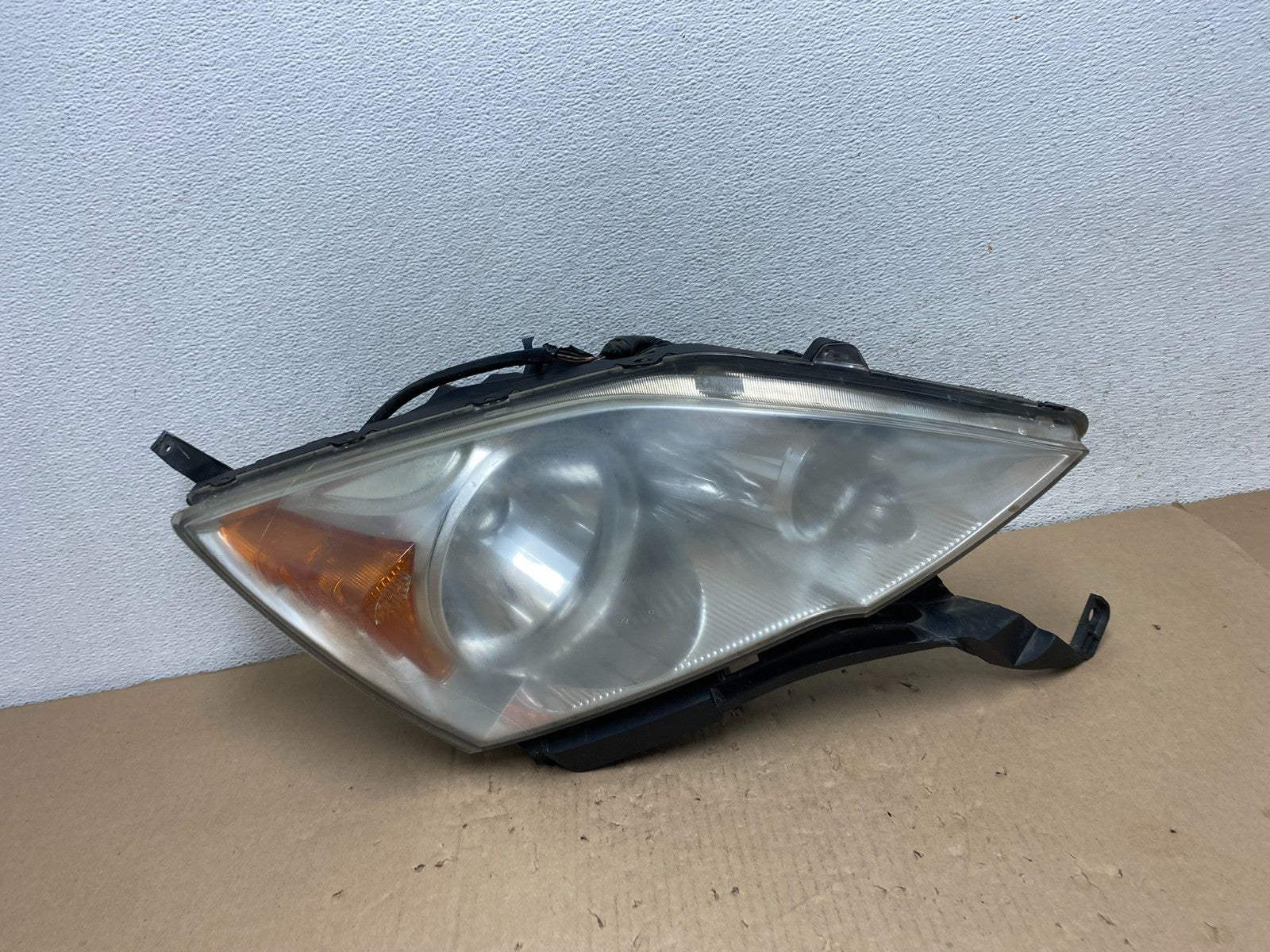 2007 to 2011 Honda CR-V Crv Right Passenger Side Headlight Halogen AG6746 DW0