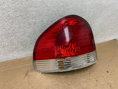 2005 to 2006 Hyundai Santa Fe Left Driver Side Tail Light AH8488 LK1