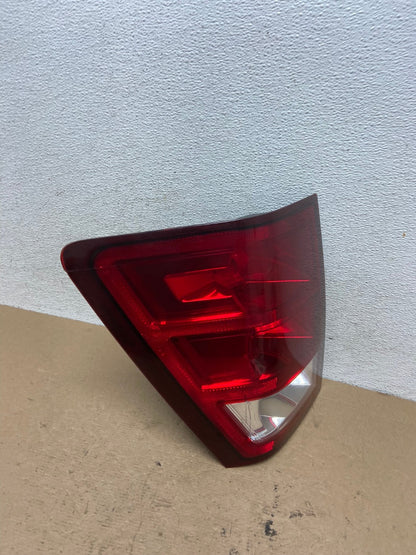 2005 to 2006 Jeep Grand Cherokee Left Driver Side Lh Tail Light AF4906 LK2