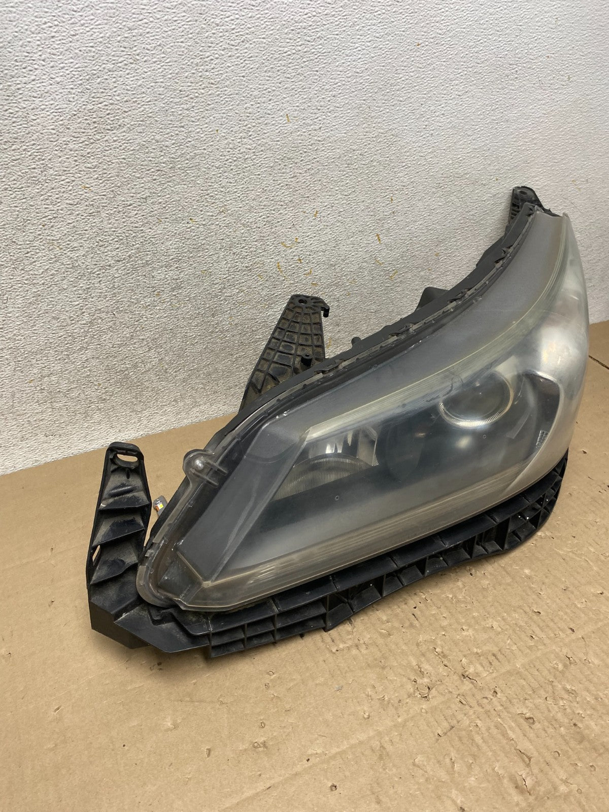 2013 to 2015 Honda Accord Sedan Headlight Left Driver Lh Side AI2286 DW2