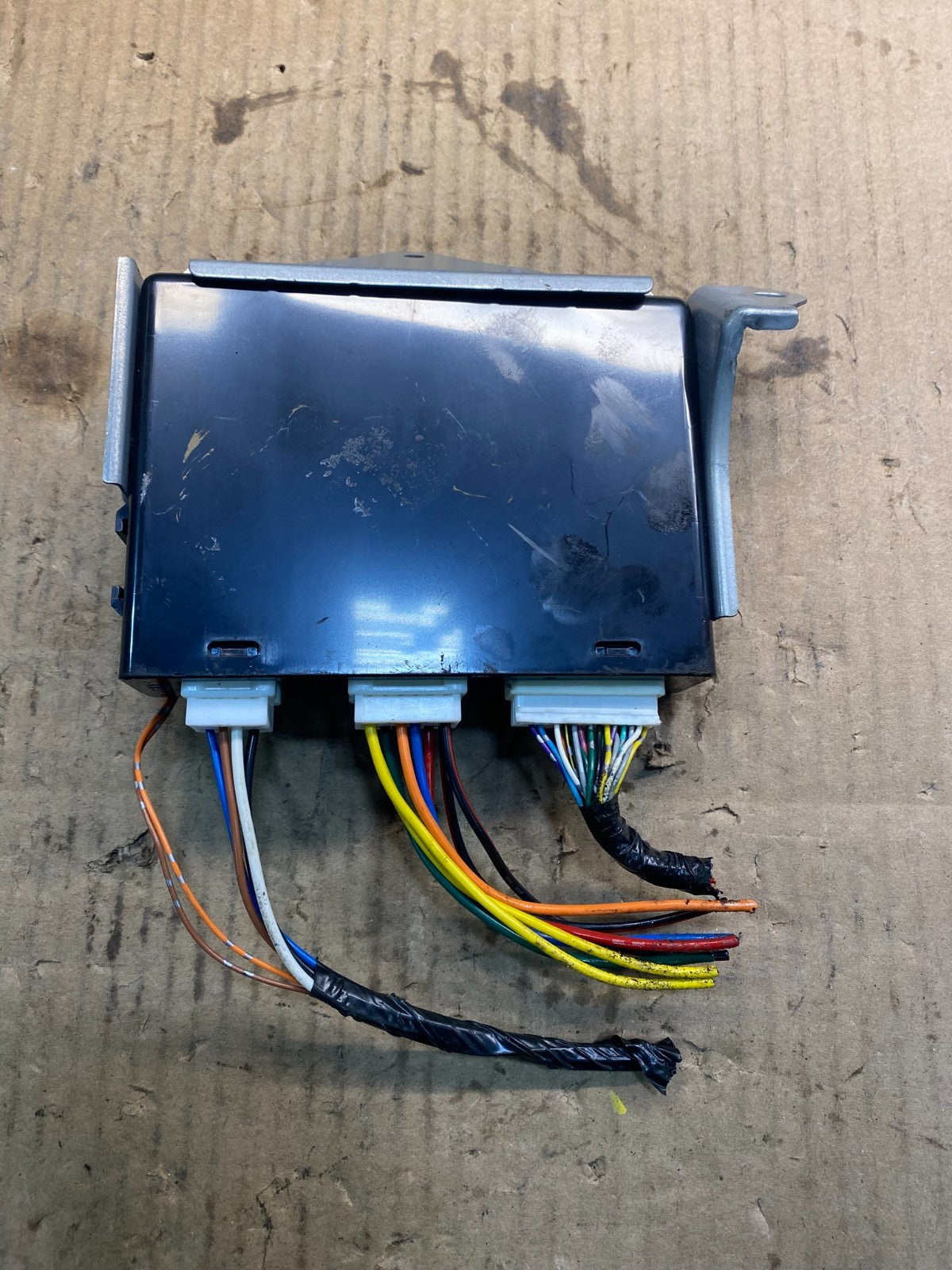 2011 - 2014 Nissan Quest Right Power Sliding Door Control Module OEM z4787 DG2
