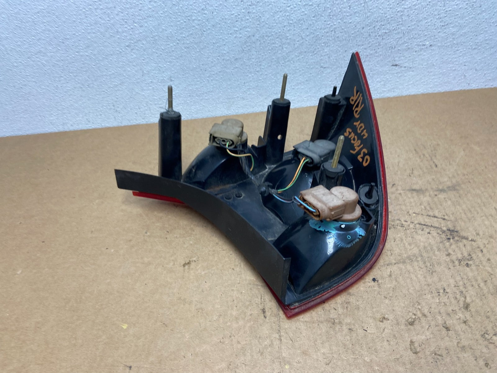 2000 to 2004 Ford Focus Right Passenger RH Side Tail Light OEM AC3455 DW3
