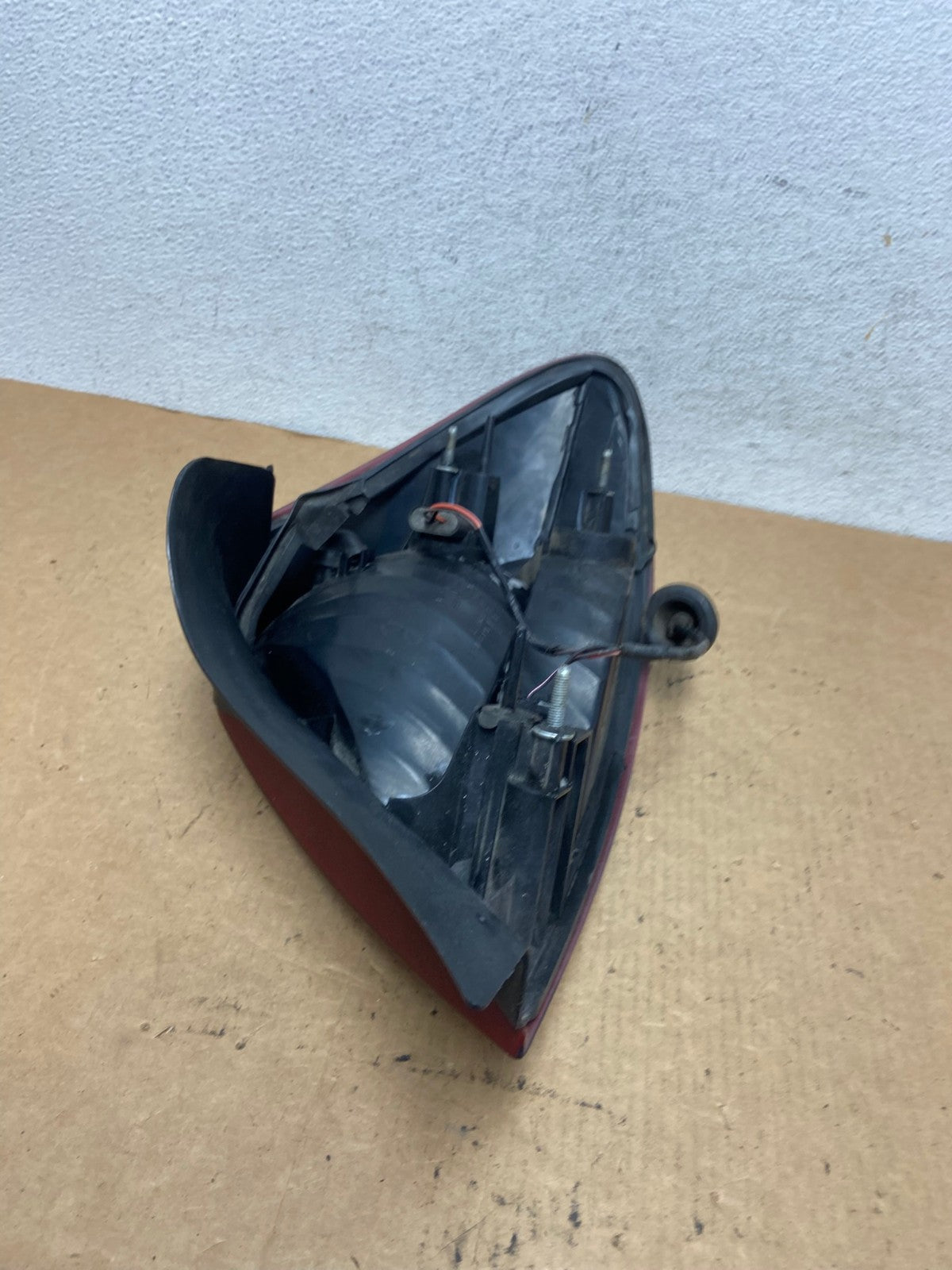 2000 2001 2002 2003 Ford Taurus Left Driver Lh Side Tail Light AD4747 LK5
