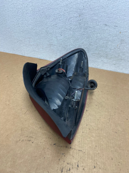 2000 2001 2002 2003 Ford Taurus Left Driver Lh Side Tail Light AD4747 LK5