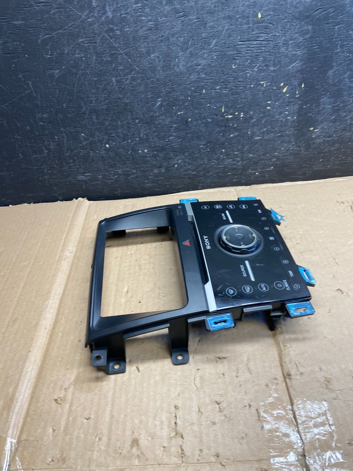 2011-2014 Ford Edge Heater Climate Control Sony Radio CD Control Dash AI2686 DG1