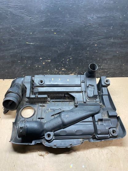 2005 to 2008 Volkswagen Jetta 2.5L Passat Jetta Engine Cover 07k129601 U7735 DG5
