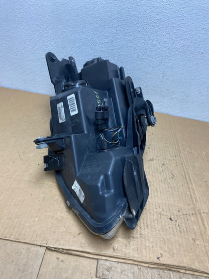 2007-2012 Gmc Acadia Halogen Headlight Right Passenger Side AC7801 DW8