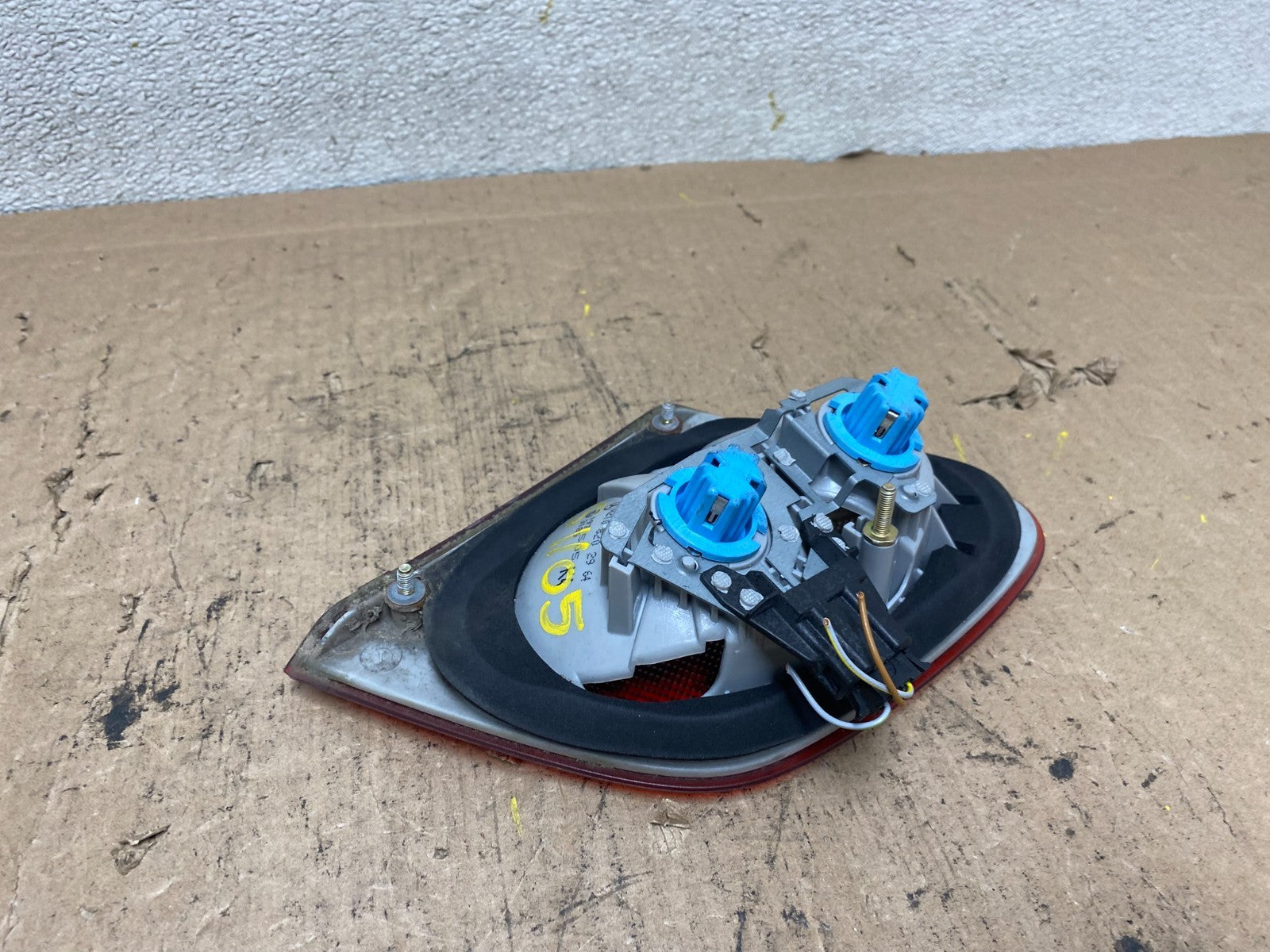 1996 - 1999 Mercedes-Benz E W210 E320 Left Driver Inner Tail Light OEM S11053