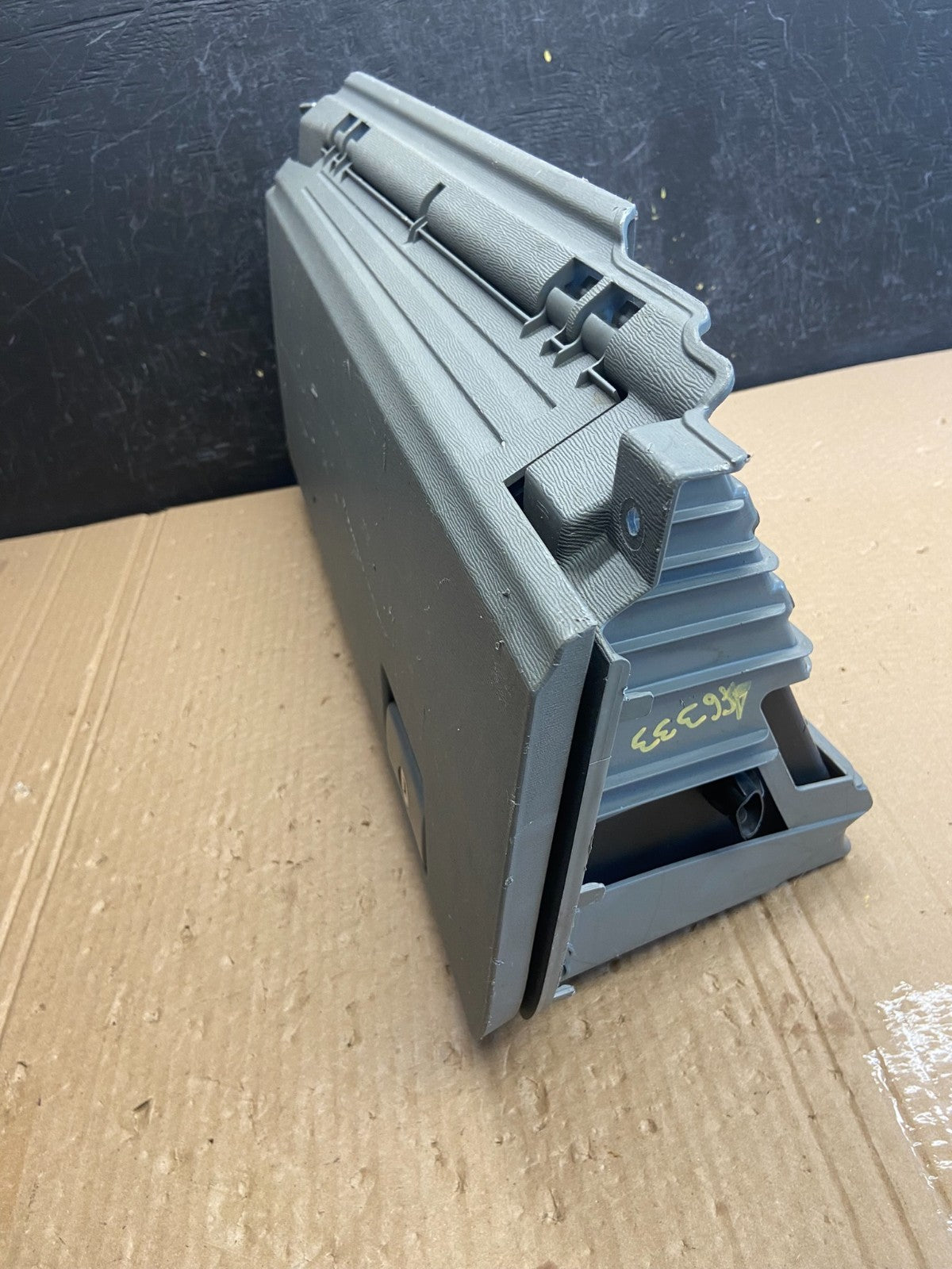 2011-2014 Toyota Sienna Front Right Passenger Storage Glove Box AF6333 DG4